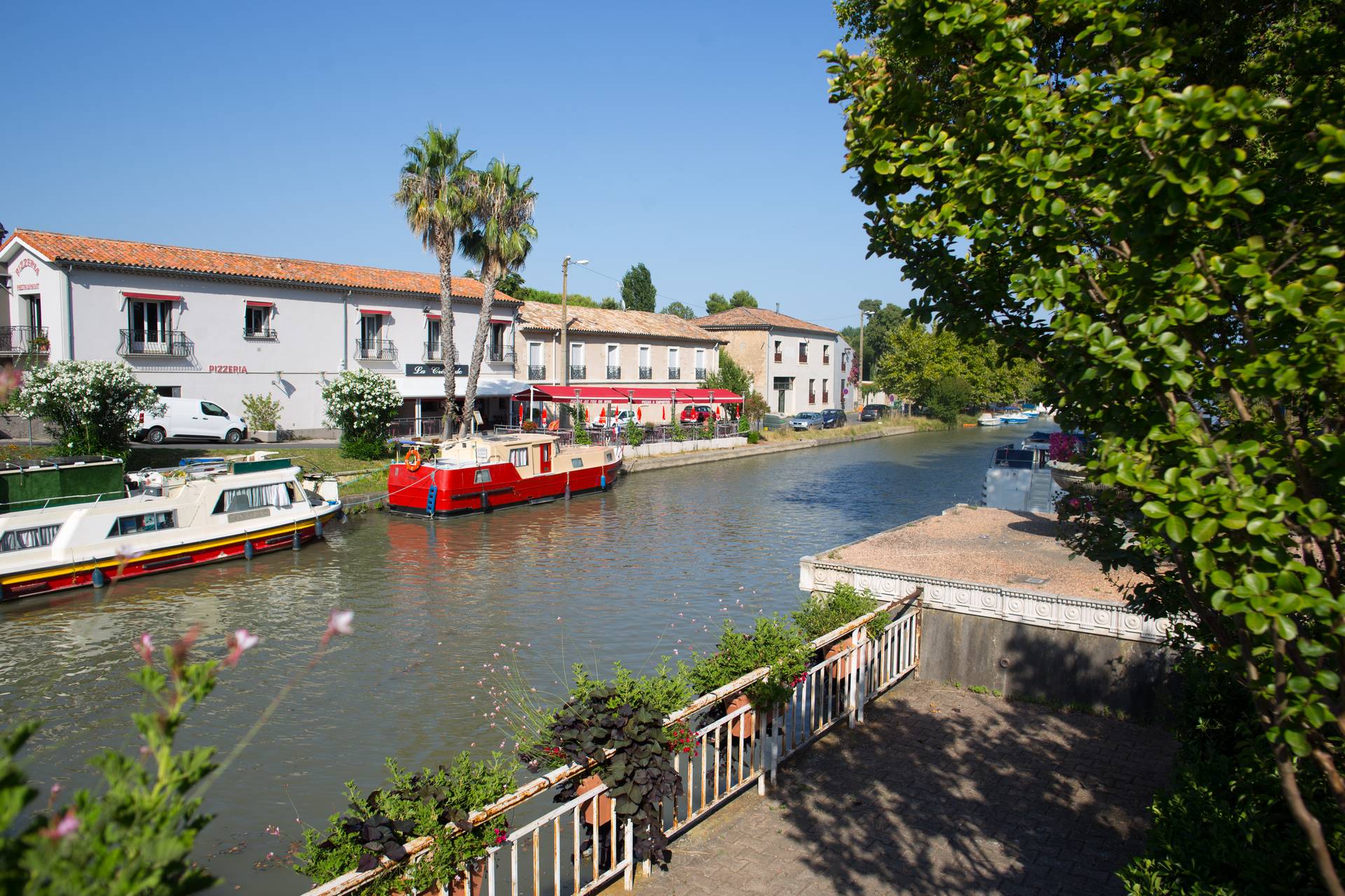 Villeneuve-lès-Béziers y el canal du Midi